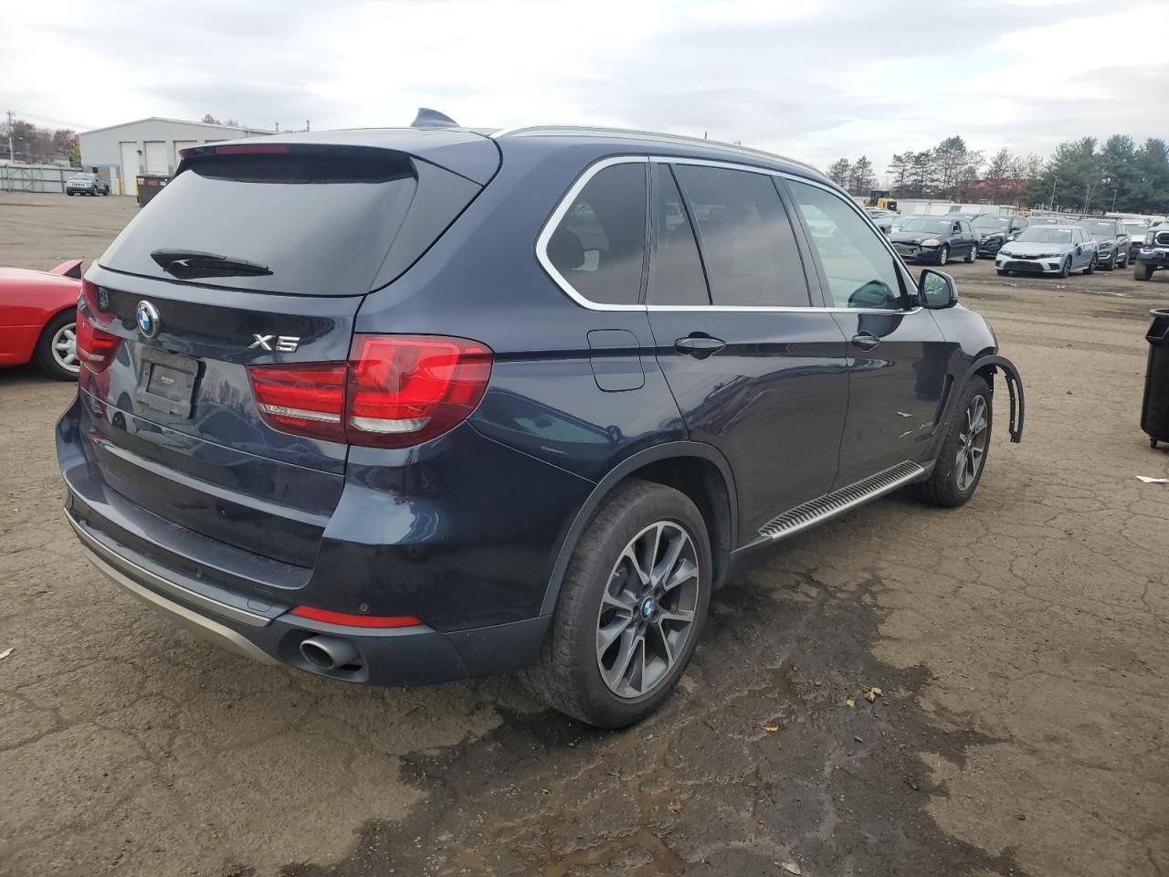 2017 BMW X5 xDrive35I - Фото 3