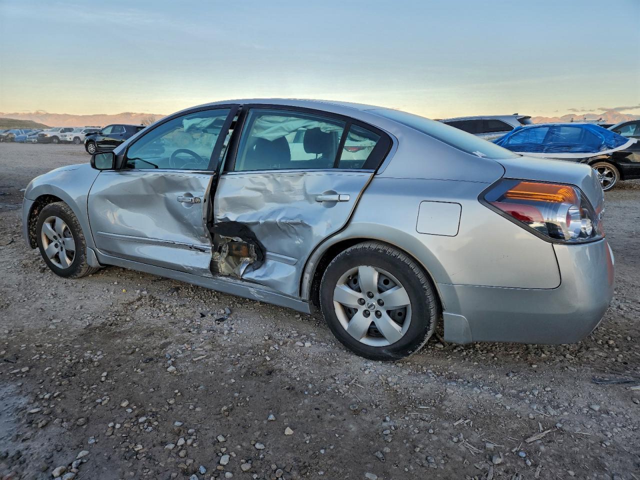 2008 Nissan Altima 2.5 - Image 2