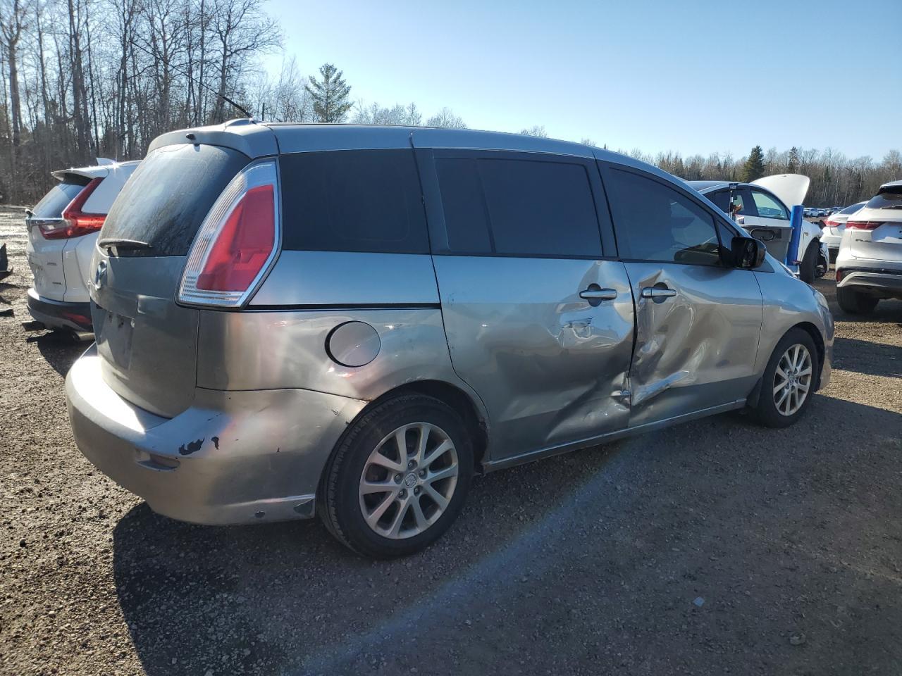 2010 Mazda 5 - Image 3