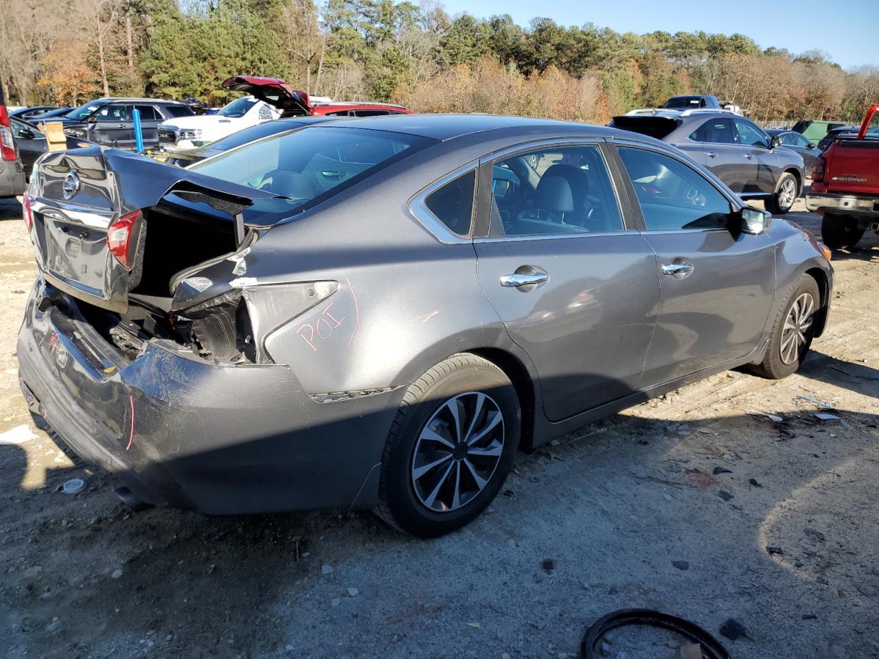 2016 Nissan Altima 2.5 - Фото 3