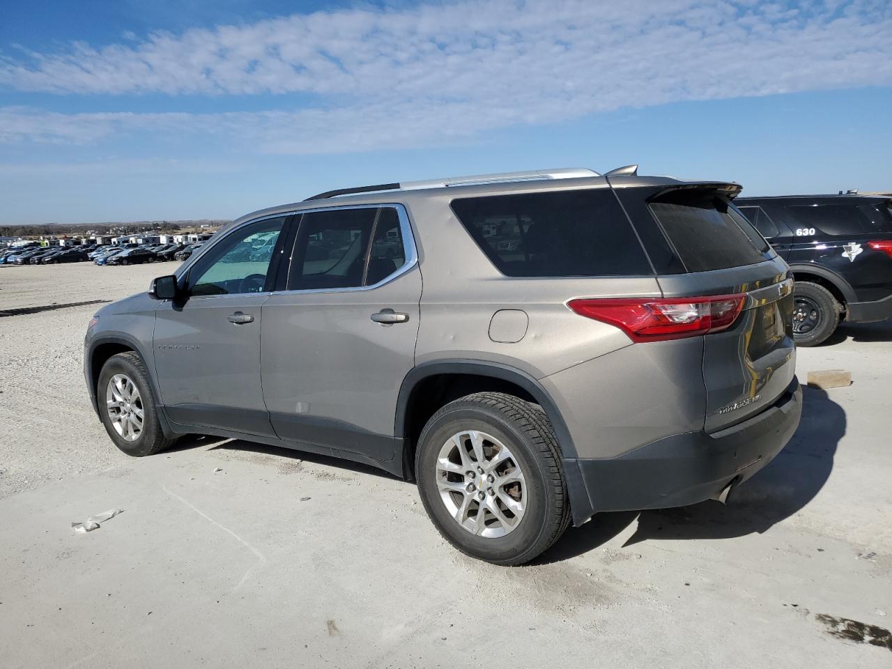 2018 Chevrolet Traverse Lt - Фото 2