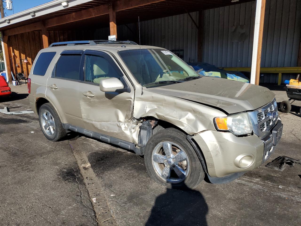 2011 Ford Escape Limited - Фото 4
