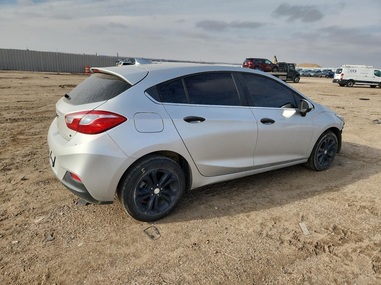 2019 Chevrolet Cruze Lt - Image 3