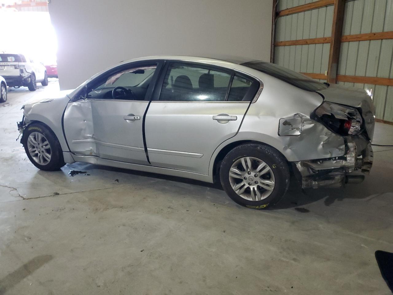 2012 Nissan Altima Base - Фото 2