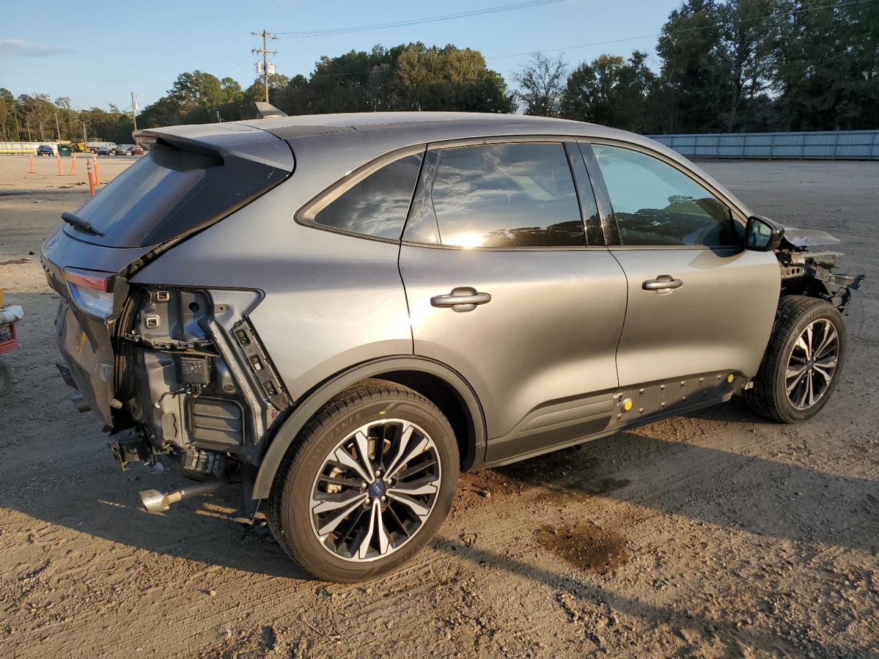 2022 Ford Escape Se - Фото 4