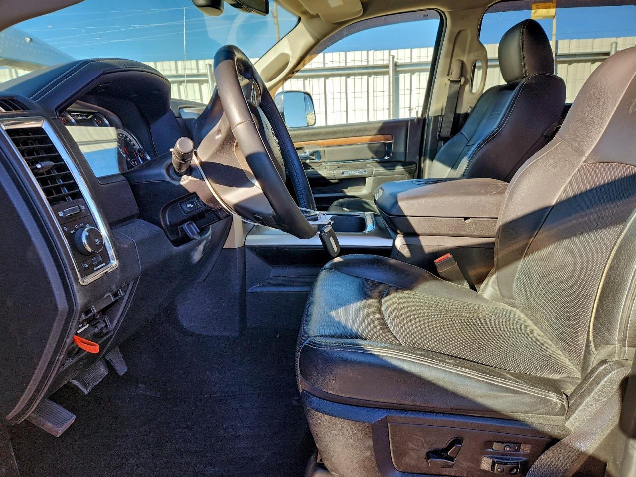 2016 Ram 1500 Laramie - Фото 7