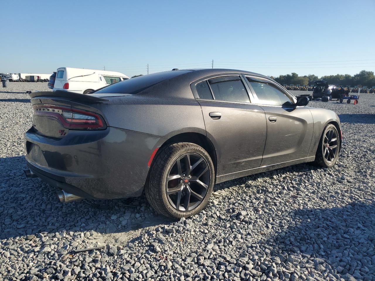 2020 Dodge Charger Sxt - Фото 3