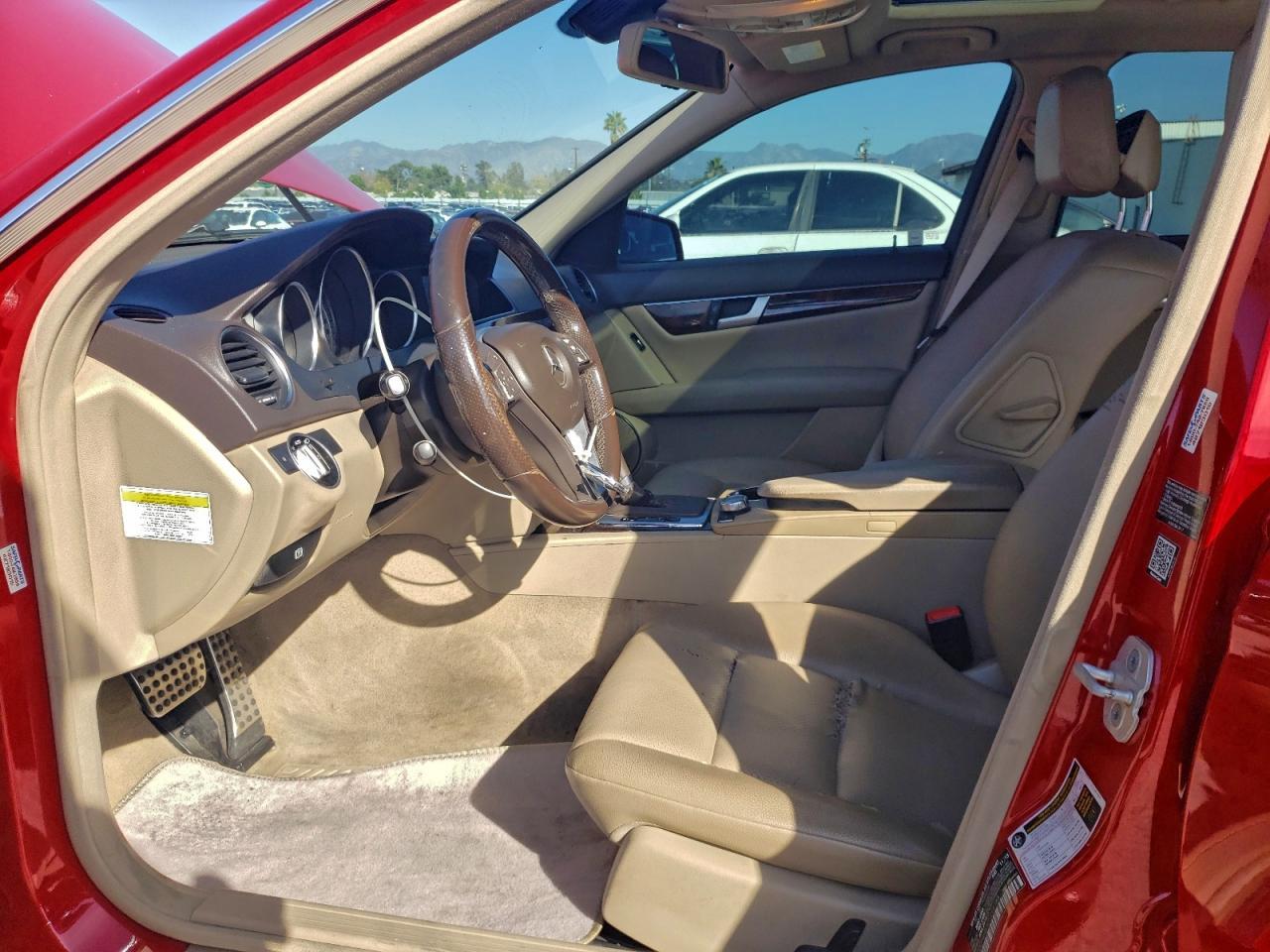 2014 Mercedes-Benz C 250 - Image 7