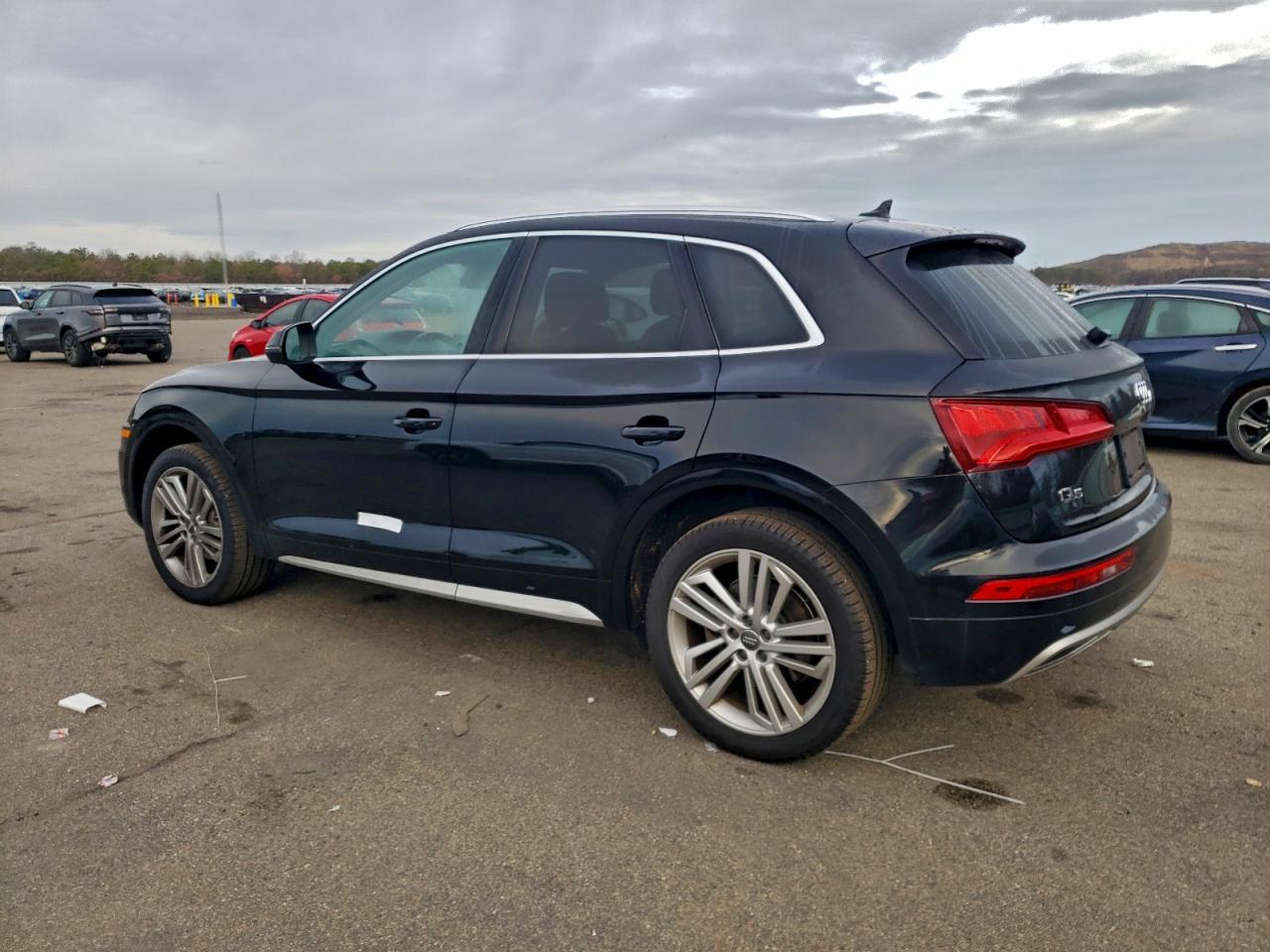 2018 Audi Q5 Premium Plus - Image 2
