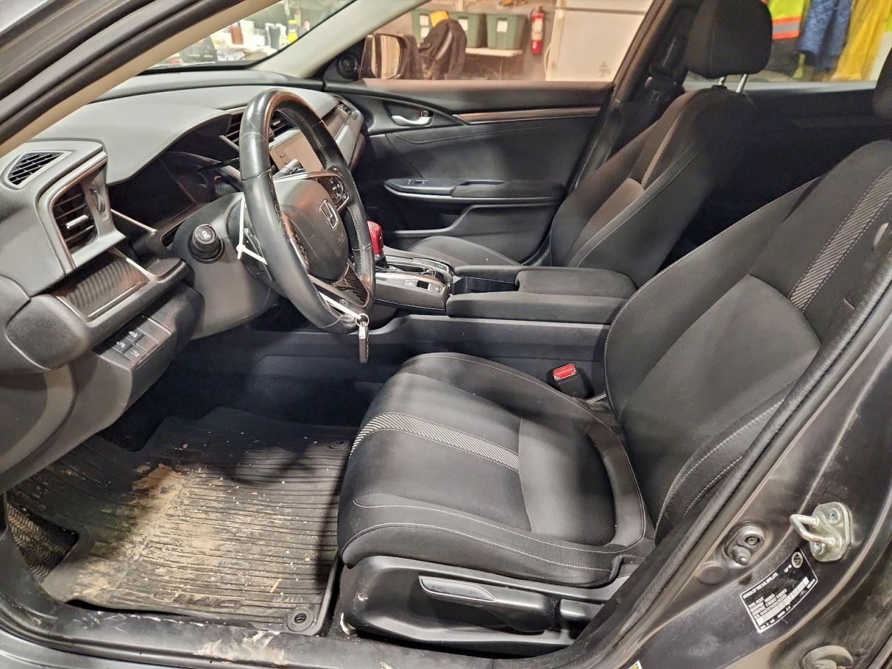 2019 Honda Civic Sport - Image 7