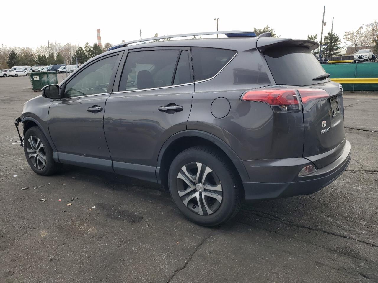 2017 Toyota Rav4 Le - Фото 2