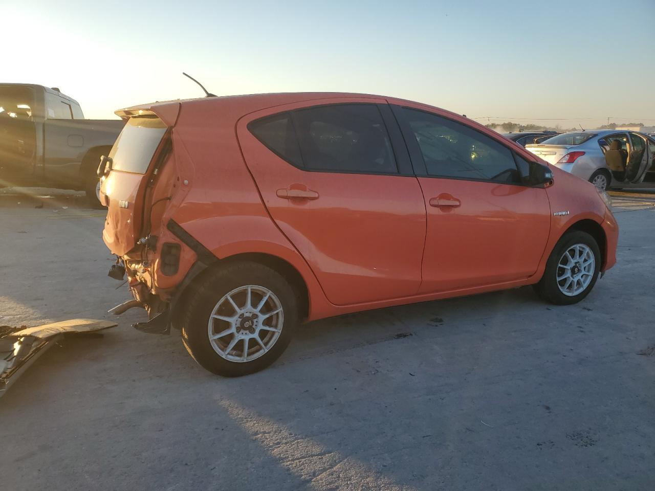 2012 Toyota Prius C - Image 3