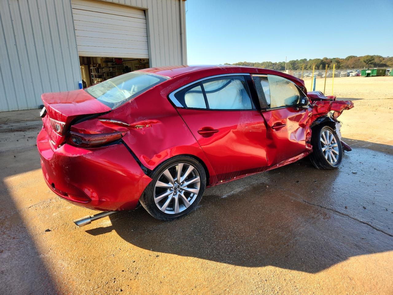 2019 Mazda 3 Preferred Plus - Фото 3