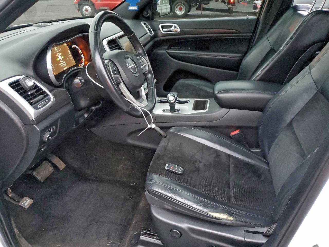 2015 Jeep Grand Cherokee Laredo - Image 7