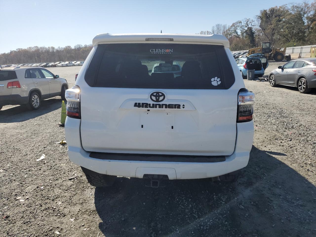 2022 Toyota 4Runner Sr5 - Фото 6