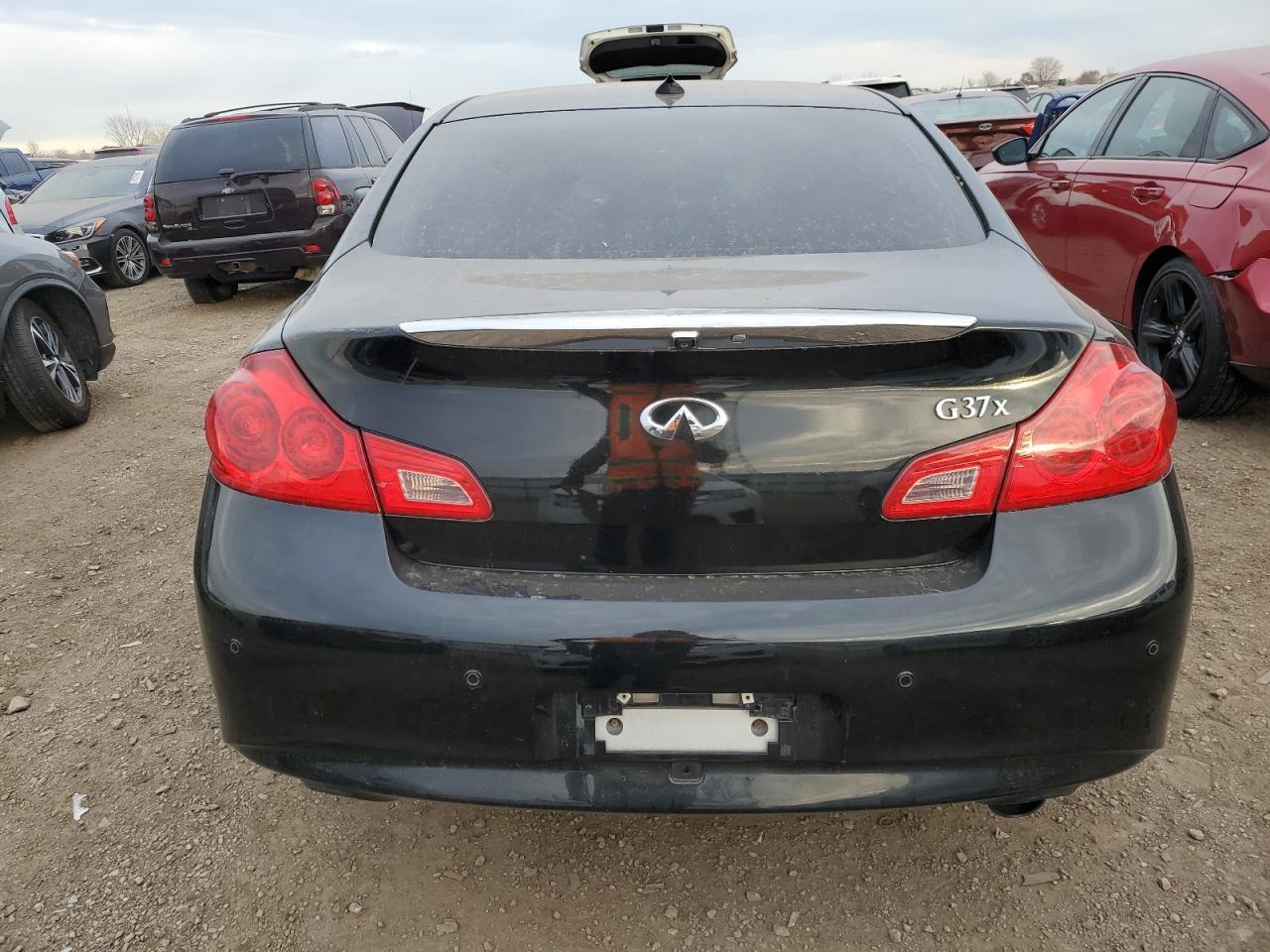 2011 Infinity G37 - Фото 6