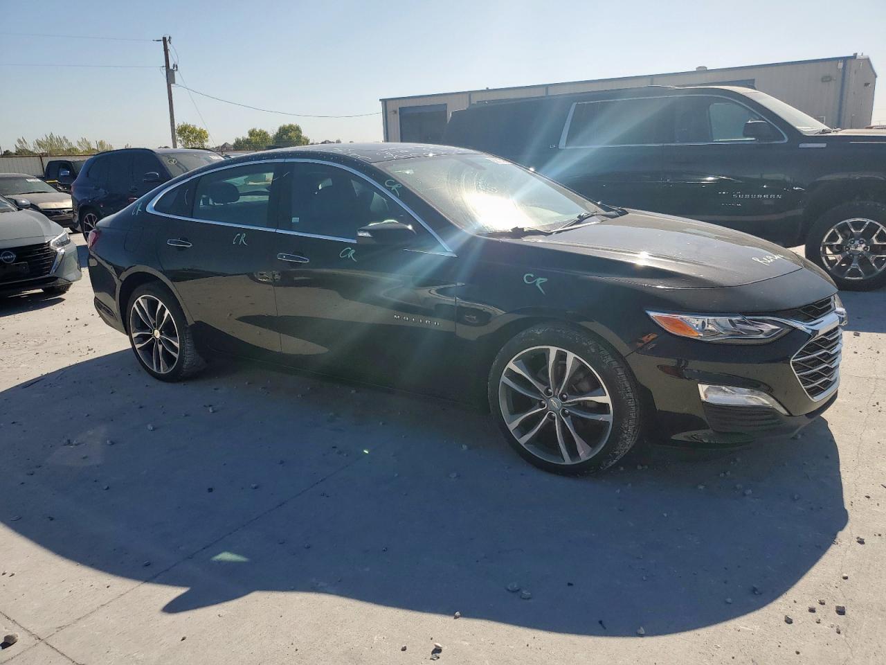 2022 Chevrolet Malibu Premier - Фото 4