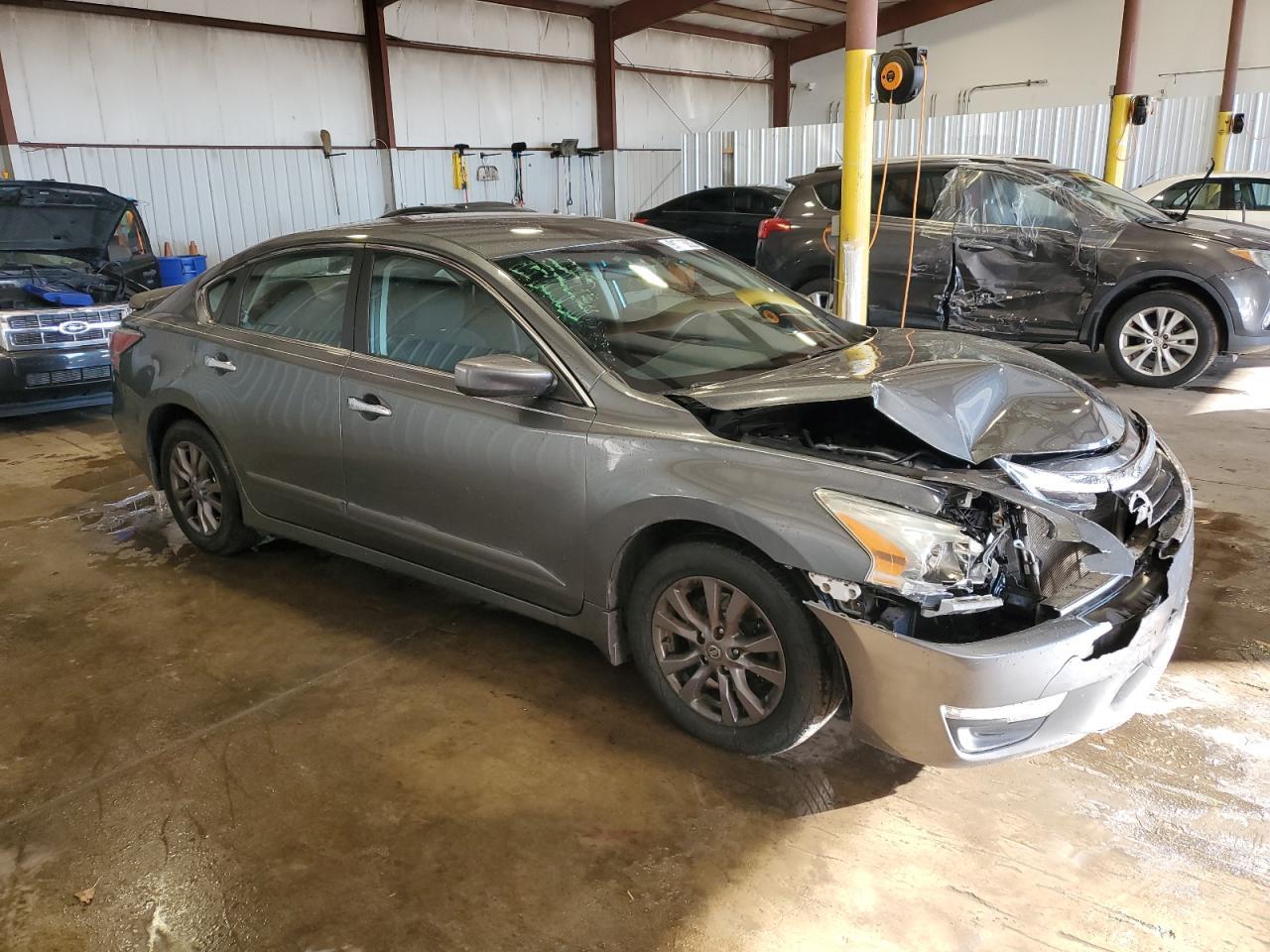 2015 Nissan Altima 2.5 - Image 4