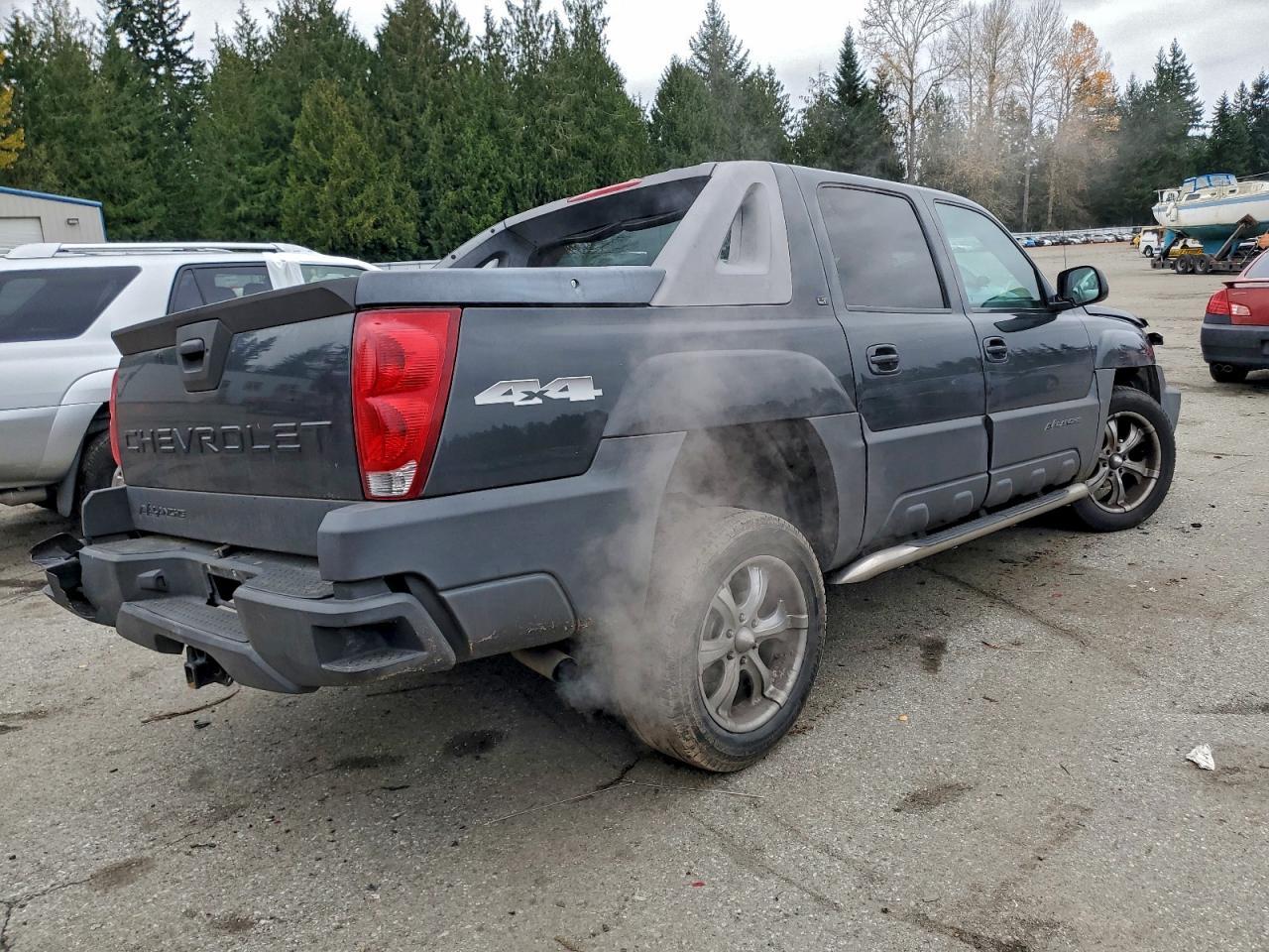 2006 Chevrolet Avalanche K1500 - Image 3