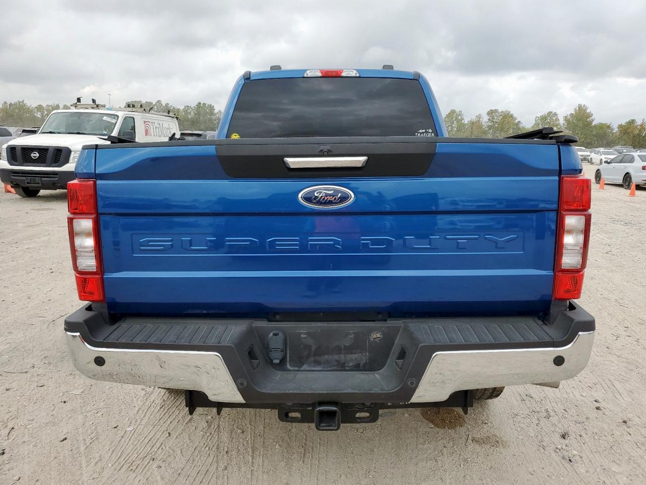 2022 Ford F250 Super Duty - Image 6