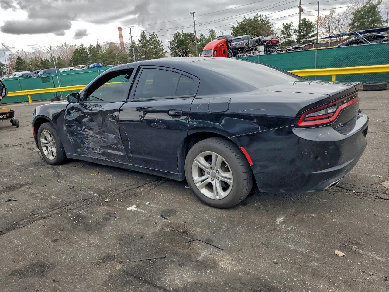 2020 Dodge Charger Sxt - Фото 2