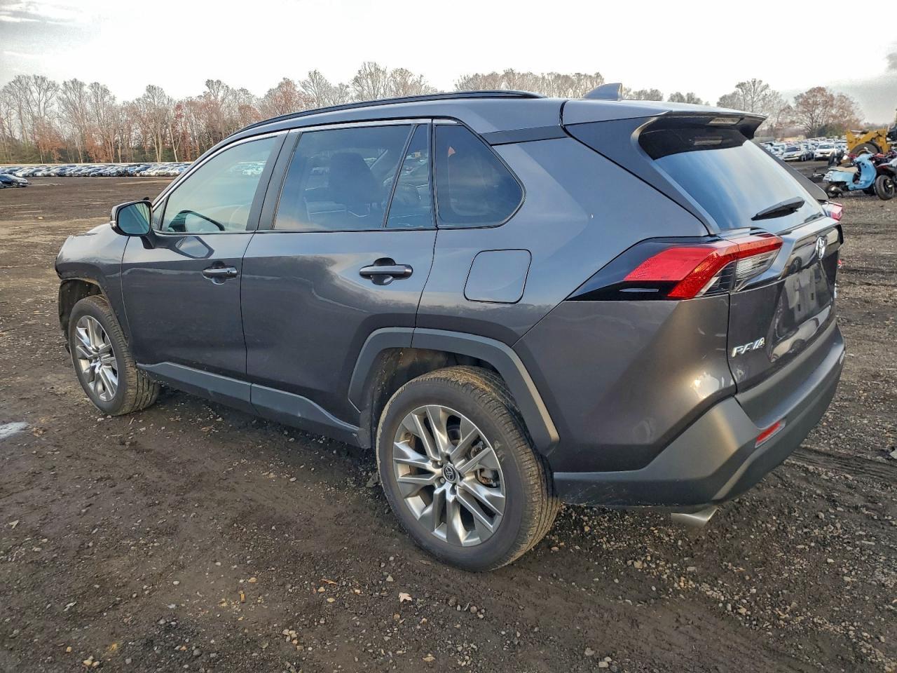 2023 Toyota Rav4 Xle Premium - Фото 2