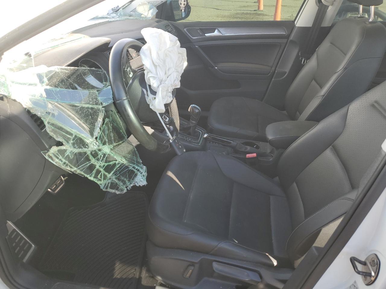 2017 Volkswagen Golf Alltrack S - Image 7