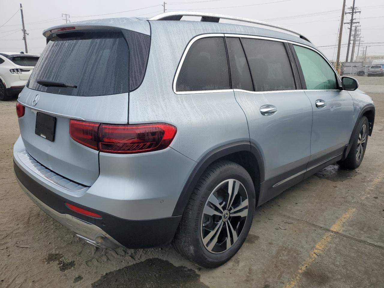 2025 Mercedes-Benz Glb 250 - Фото 3