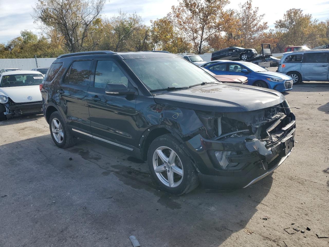 2016 Ford Explorer Xlt - Фото 4