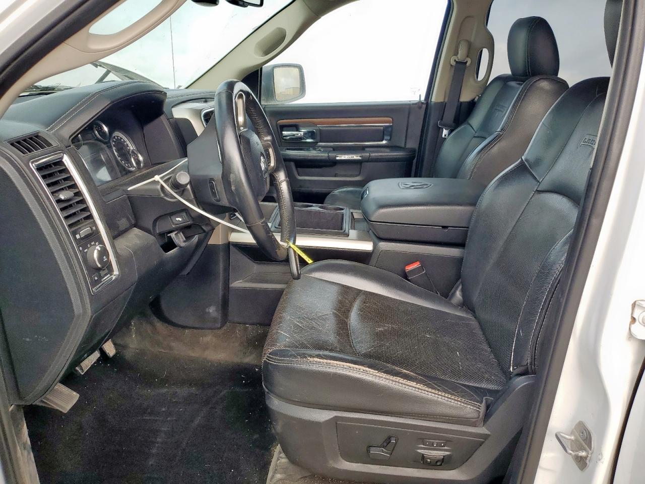 2015 Ram 1500 Laramie - Фото 7