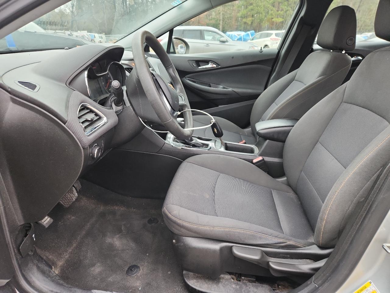 2019 Chevrolet Cruze Ls - Фото 7
