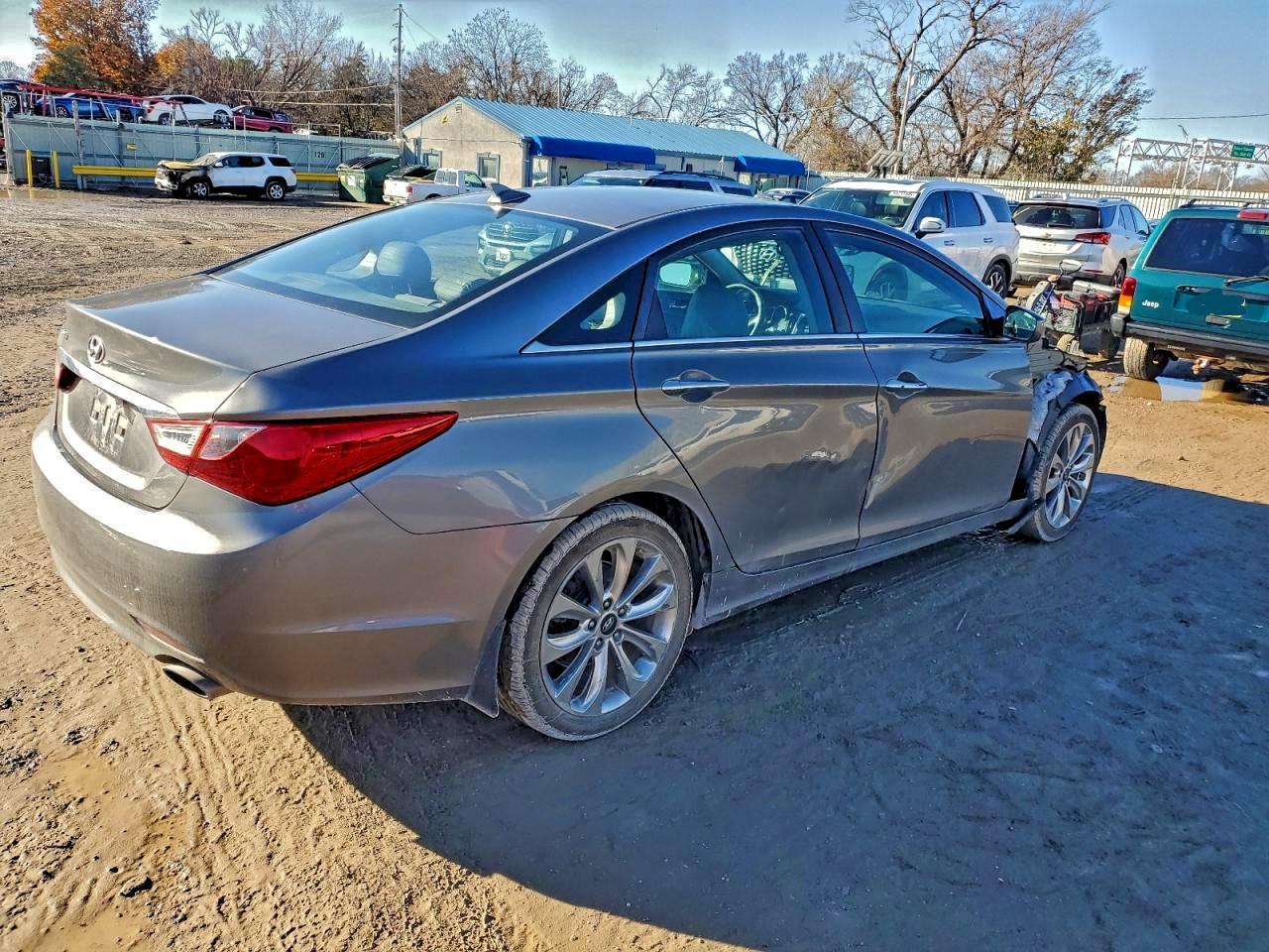2013 Hyundai Sonata Se - Image 3