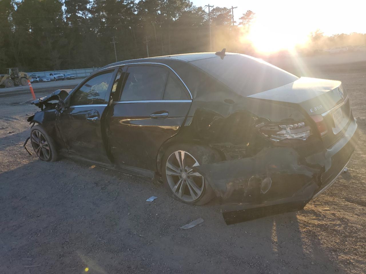 2014 Mercedes-Benz E 350 - Image 2