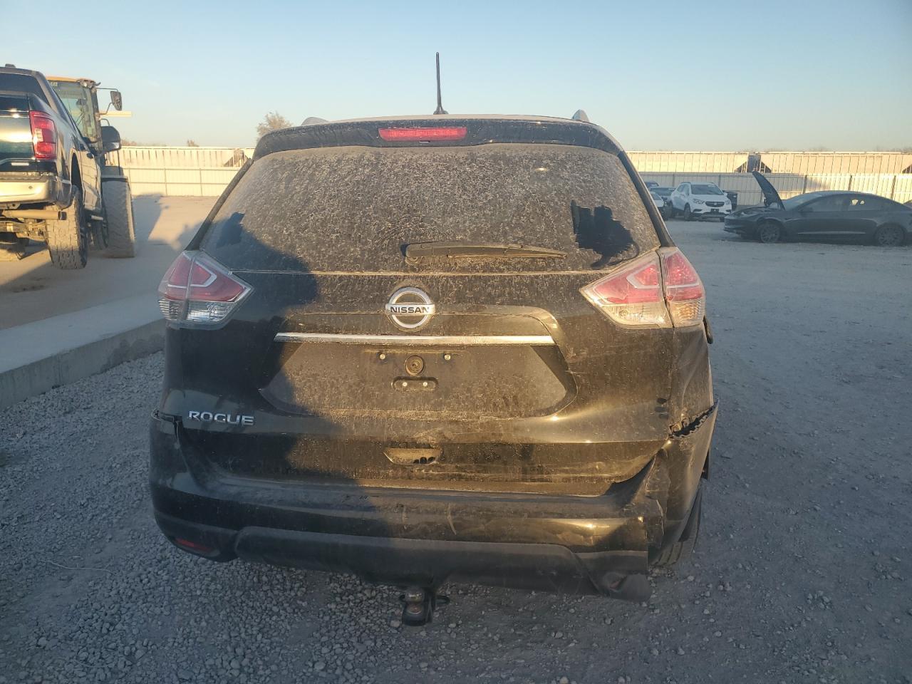 2016 Nissan Rogue S - Image 6