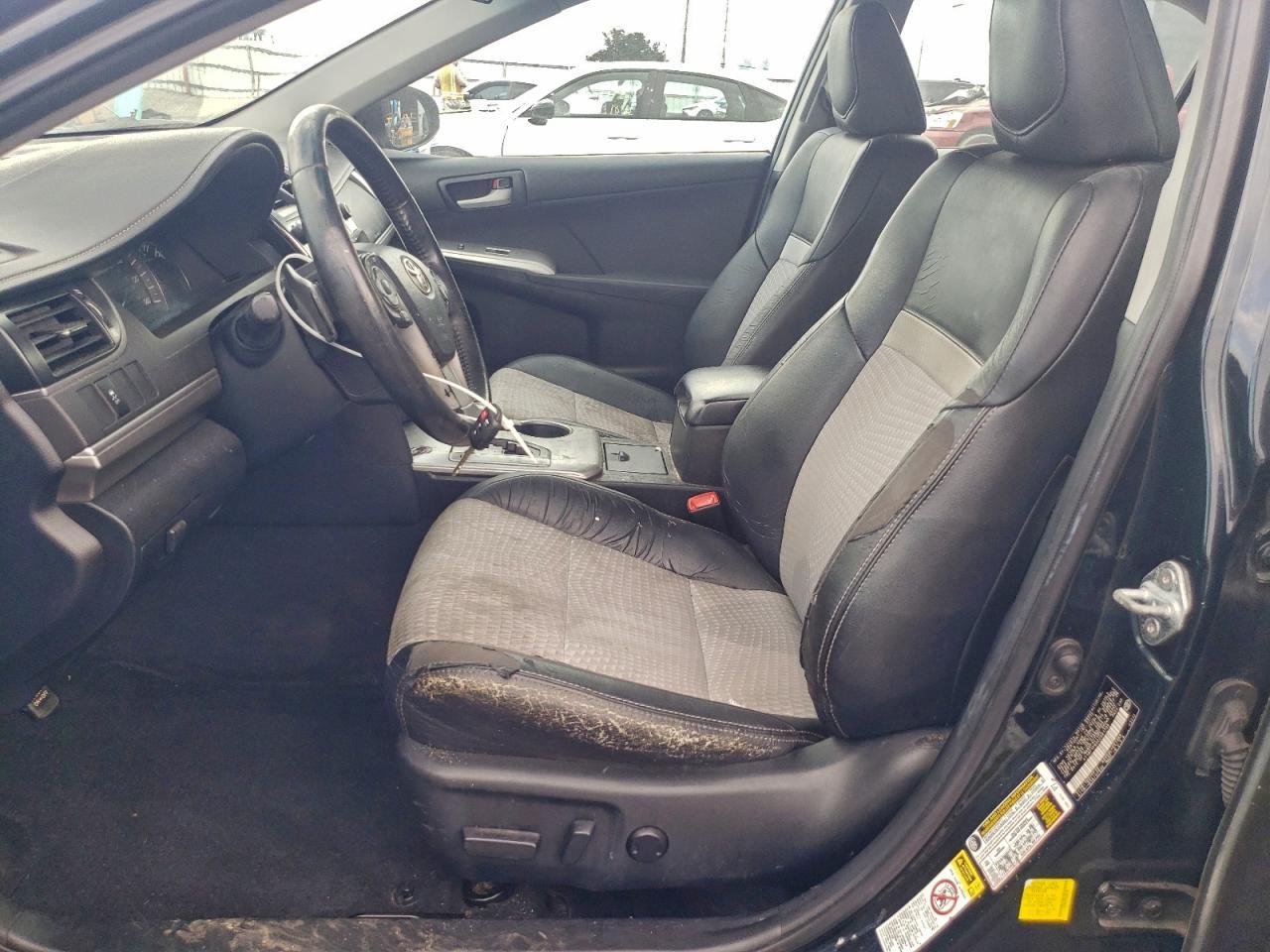 2012 Toyota Camry - Фото 7