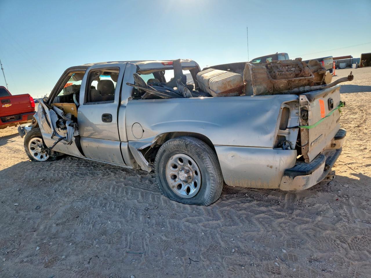 2005 Chevrolet Silverado C1500 - Фото 2
