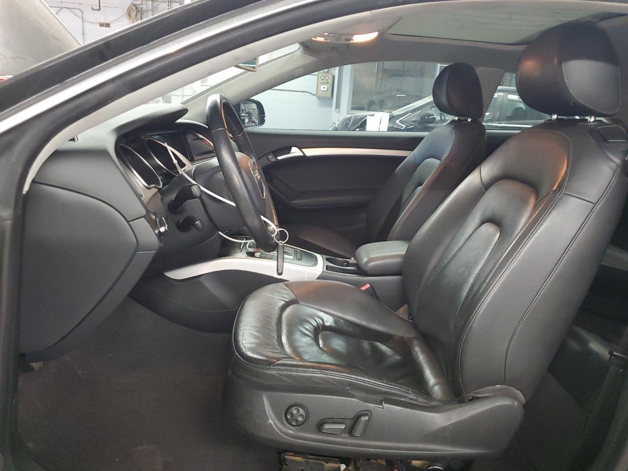 2010 Audi A5 Premium - Фото 7