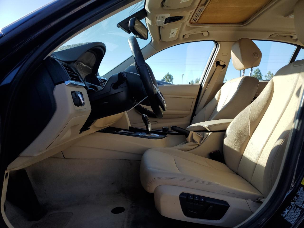 2014 BMW 328 Xi Sulev - Image 7