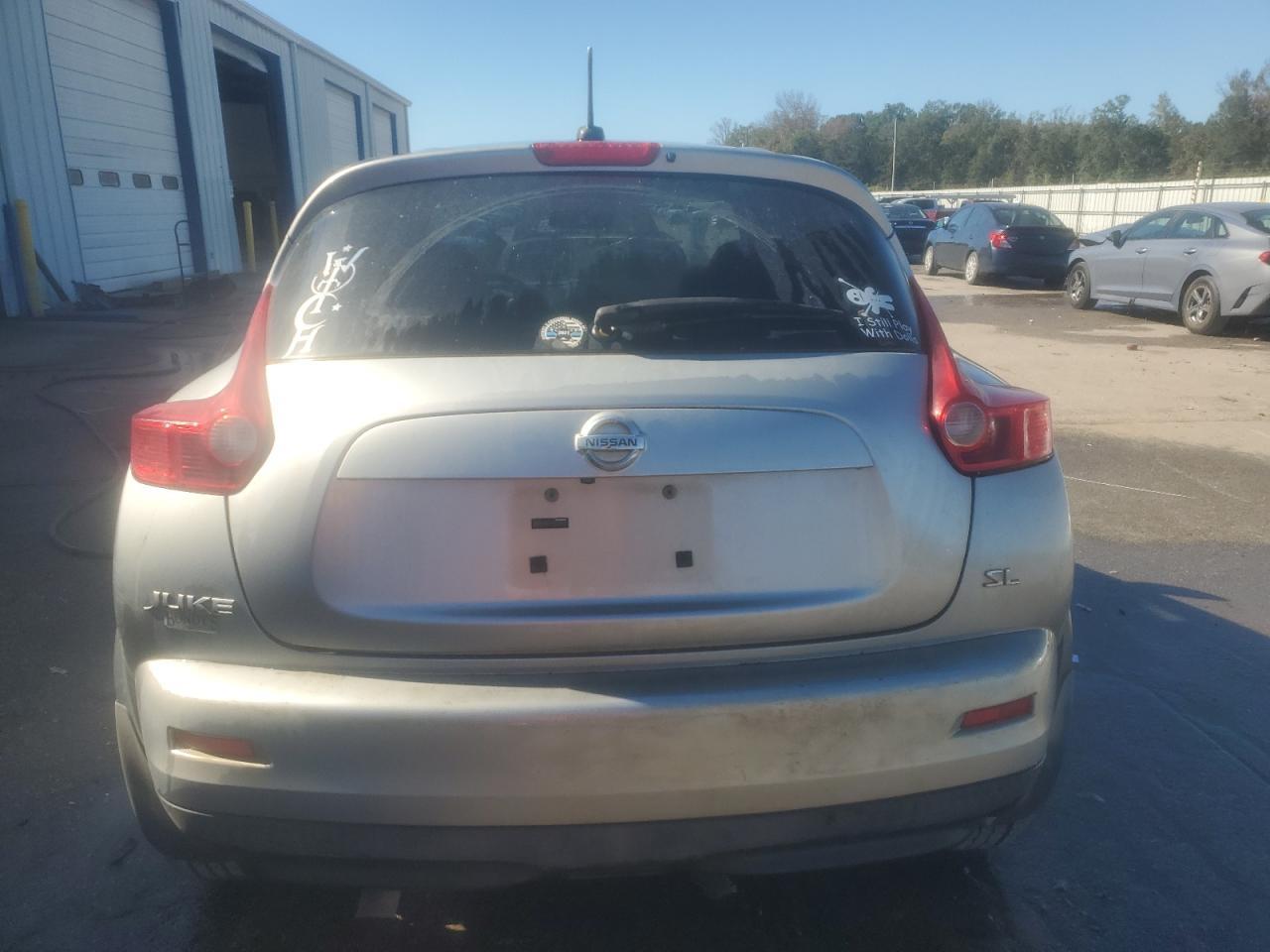 2011 Nissan Juke S - Фото 6