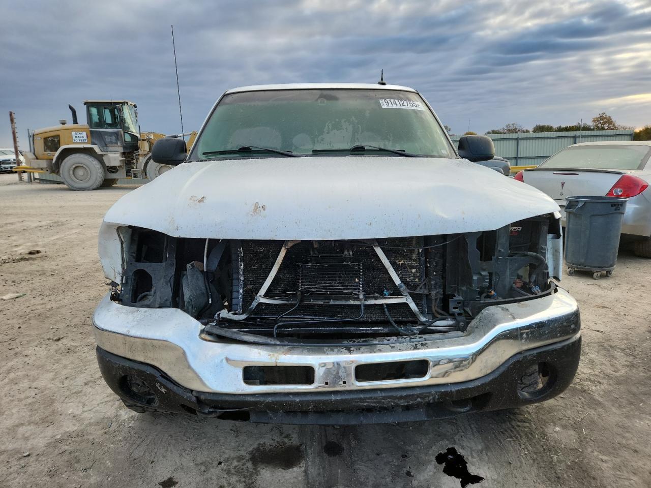 2003 GMC New Sierra K1500 - Image 5