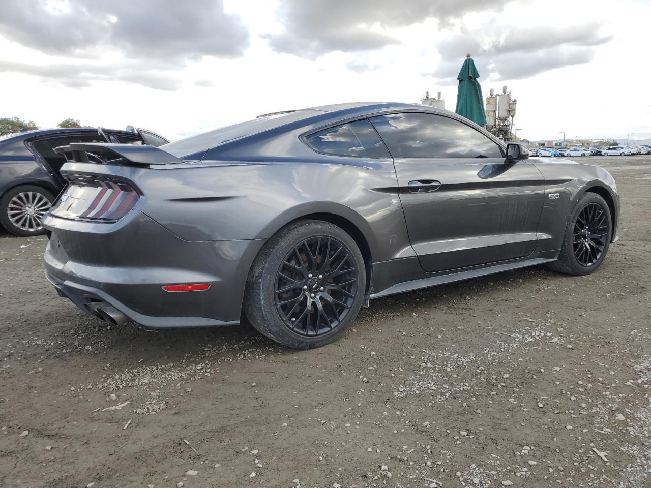 2018 Ford Mustang Gt - Фото 3