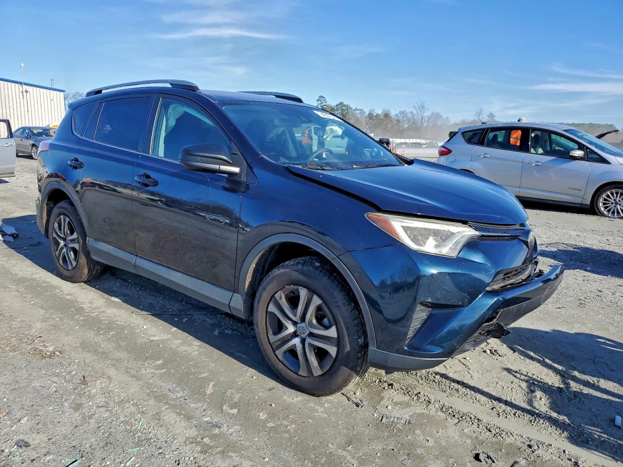 2017 Toyota Rav4 Le - Фото 4