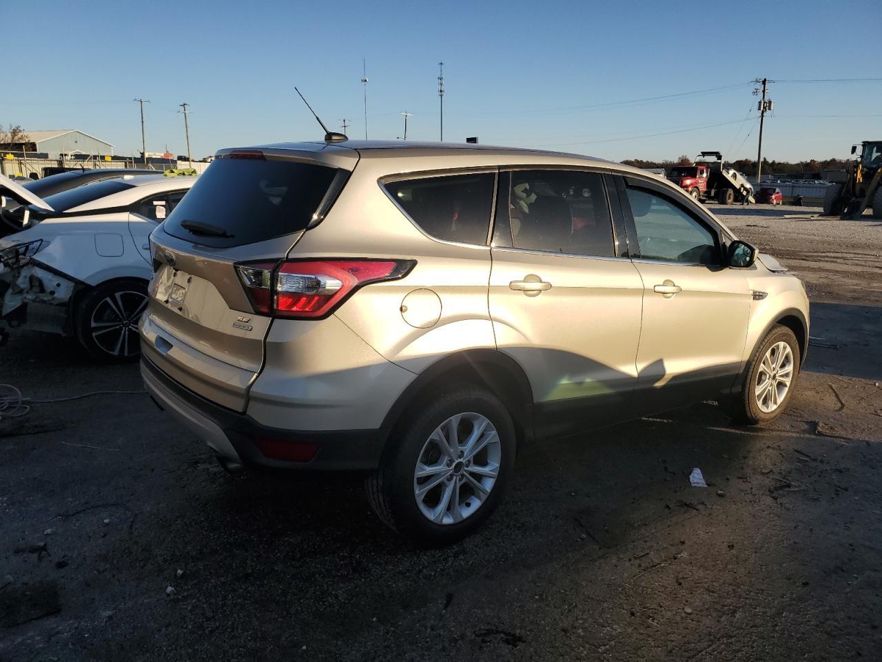 2017 Ford Escape Se - Image 3