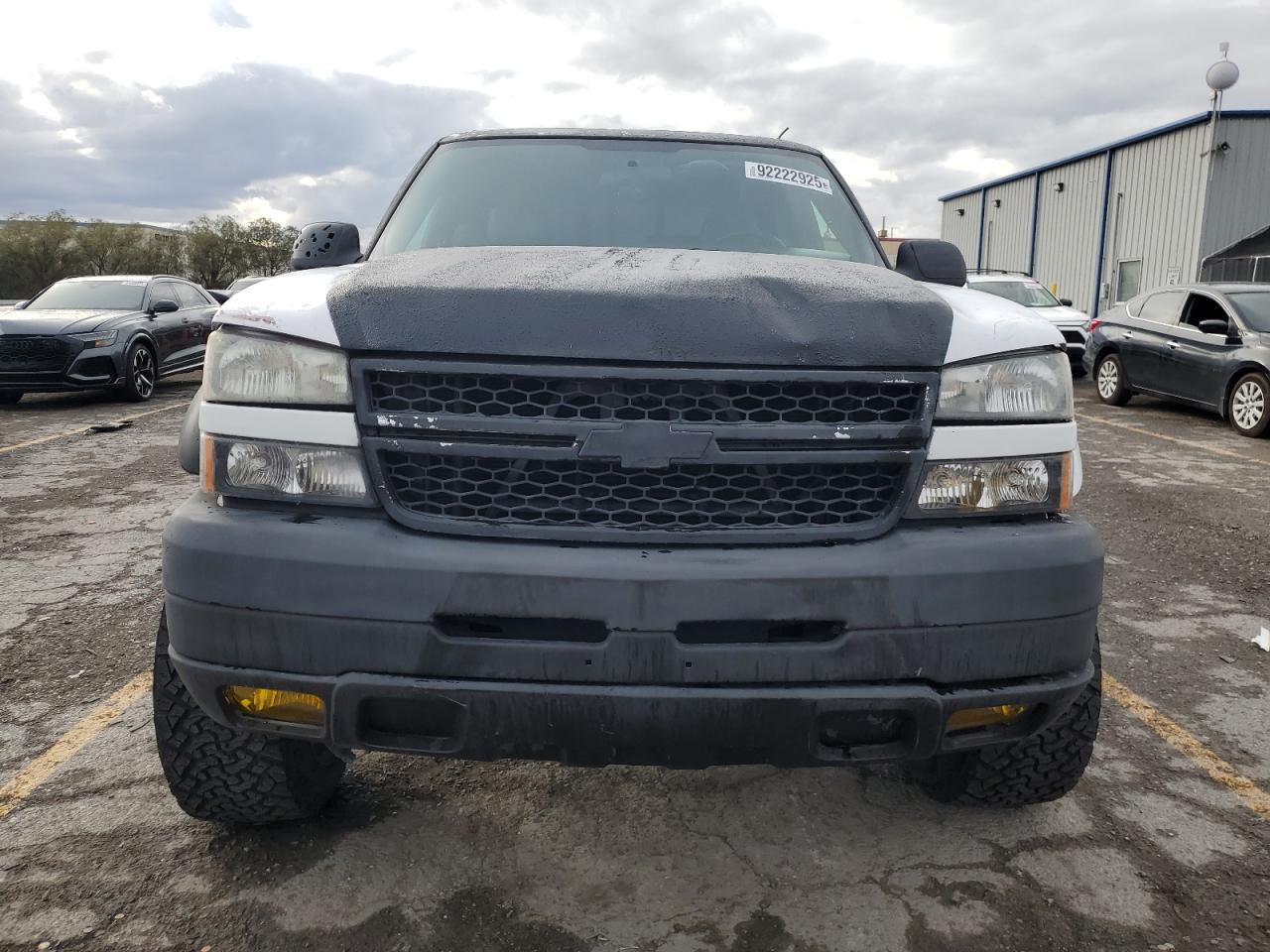 2005 Chevrolet Silverado C2500 Heavy Duty - Фото 5