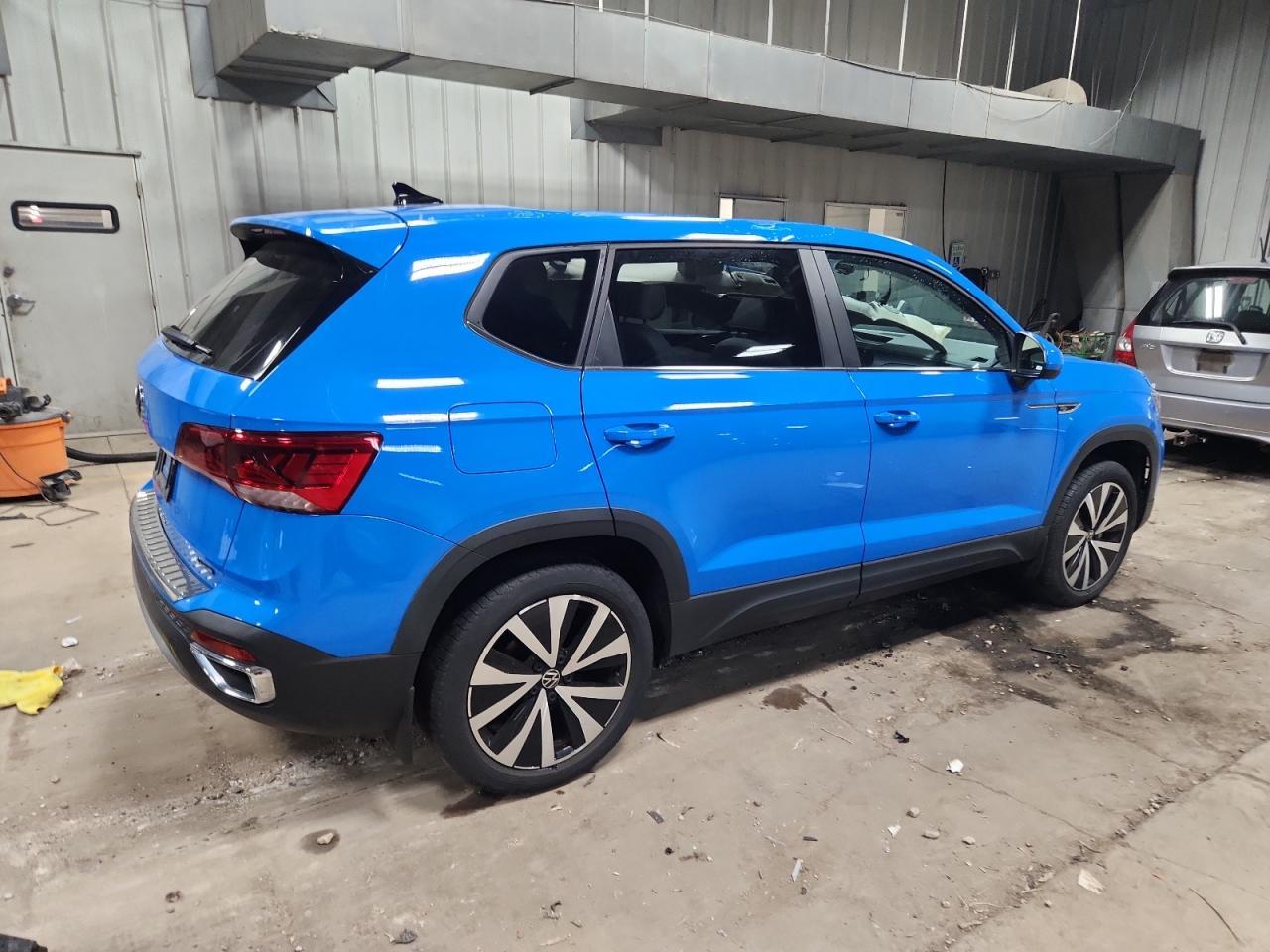 2022 Volkswagen Taos Se Iq Drive - Фото 3