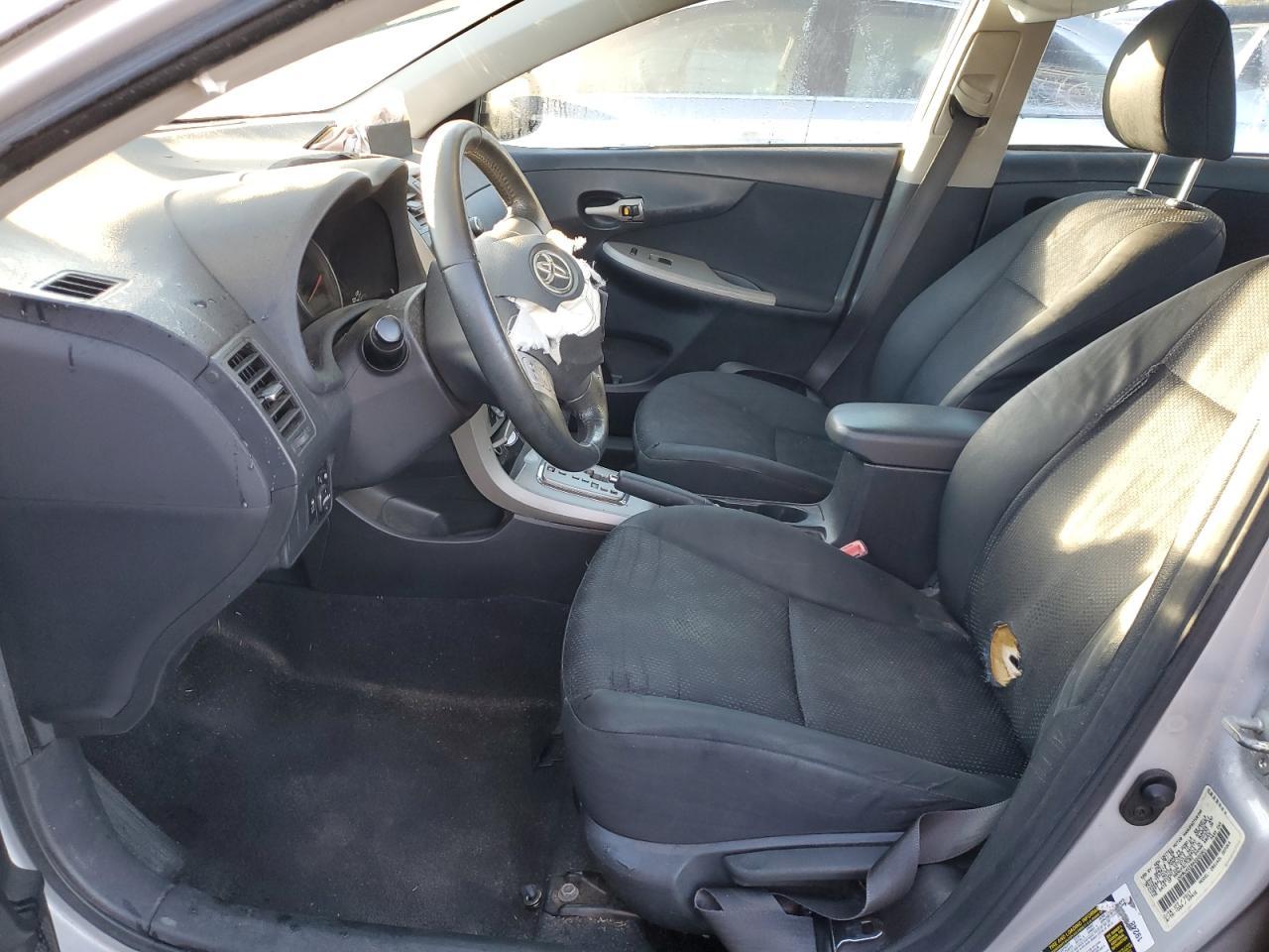 2010 Toyota Corolla Base - Фото 7