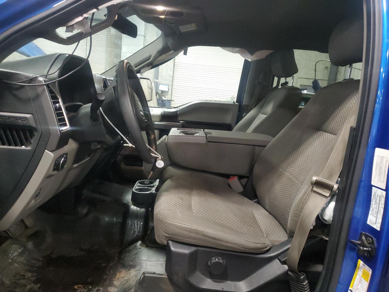 2015 Ford F150 Supercrew - Фото 7