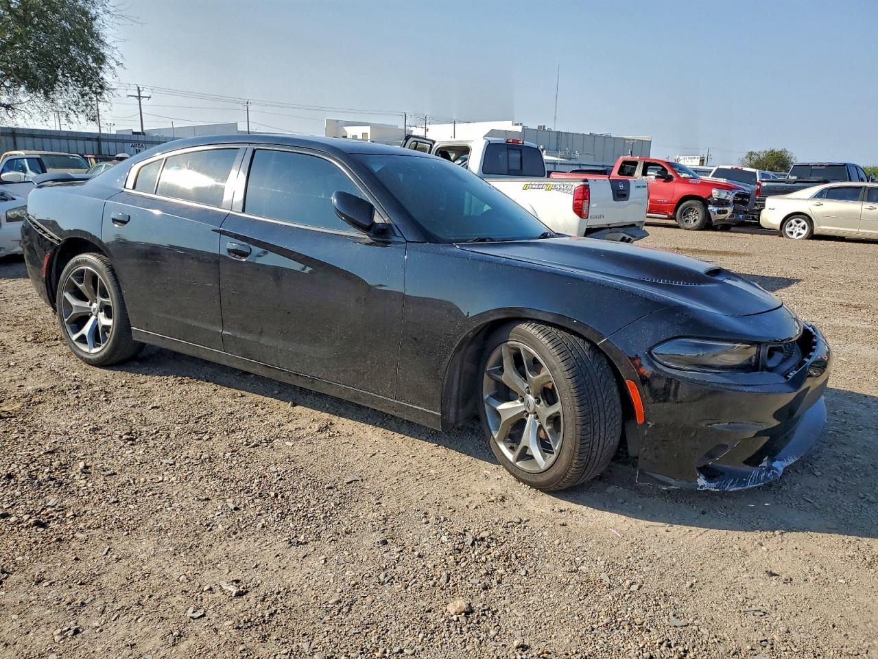 2020 Dodge Charger Sxt - Image 4