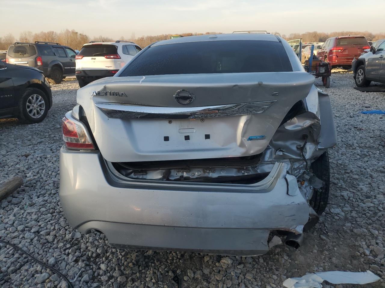 2015 Nissan Altima 2.5 - Image 6