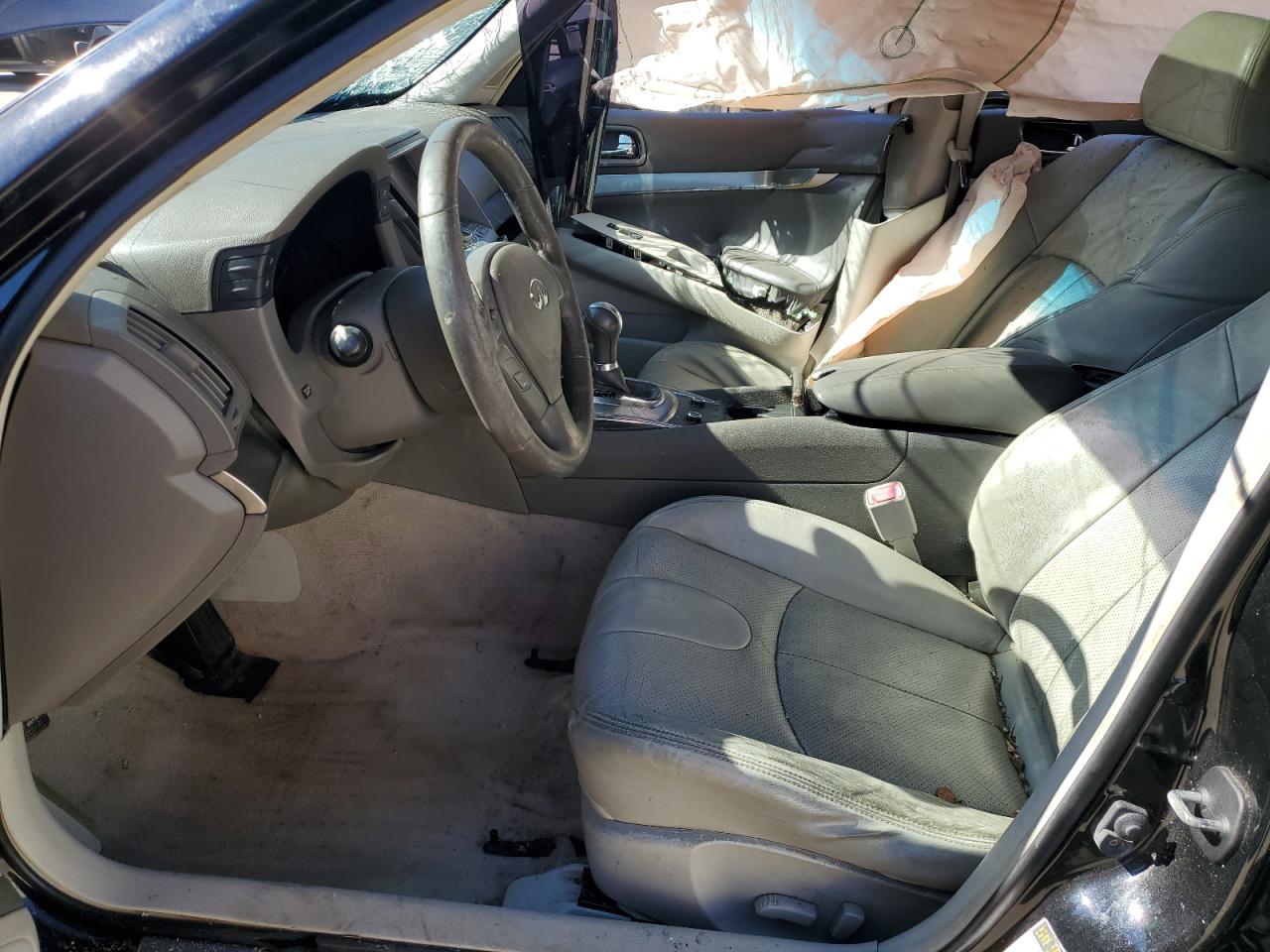 2015 Infiniti Q40 - Image 7